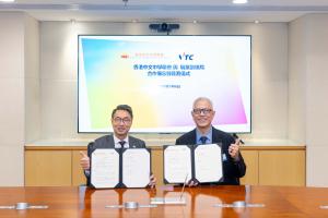 Signed MoU with the Association of Hong Kong Chinese Middle Schools to guide the secondary school students to plan their future careers